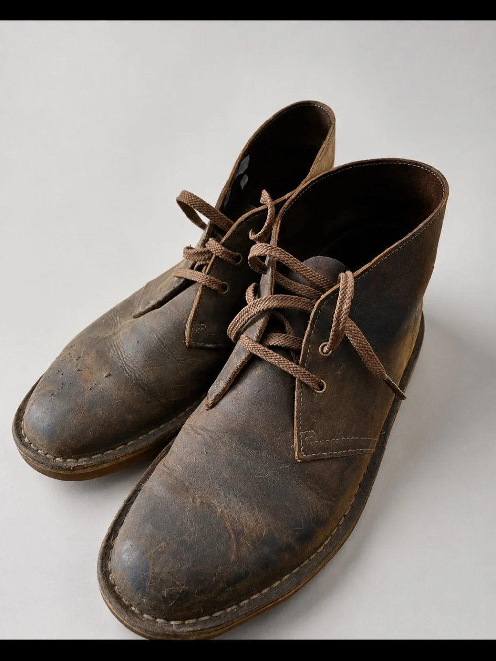 Clarks Men's Brown Leather Chukka Boots